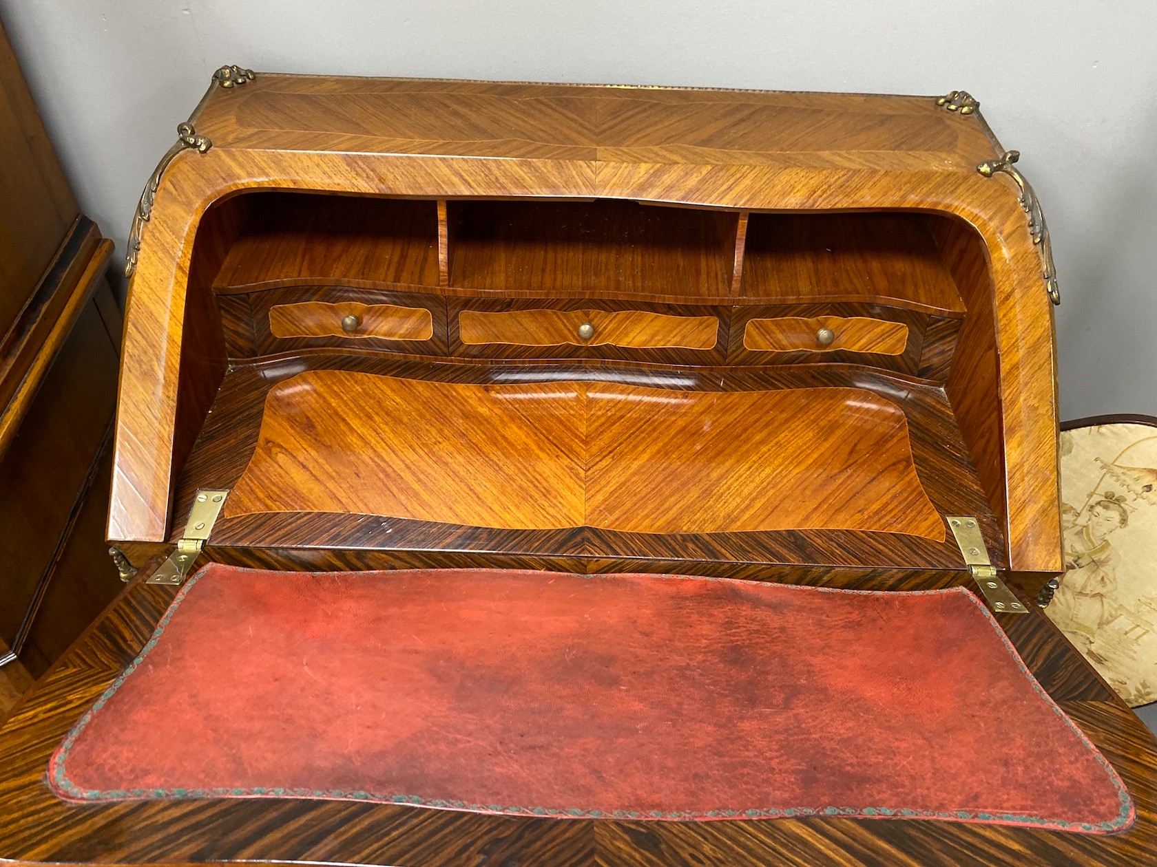 A Louis XV style inlaid kingwood bureau de dame, width 72cm, depth 45cm, height 93cm